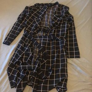 Black and white tie up trench jacket🖤🤍